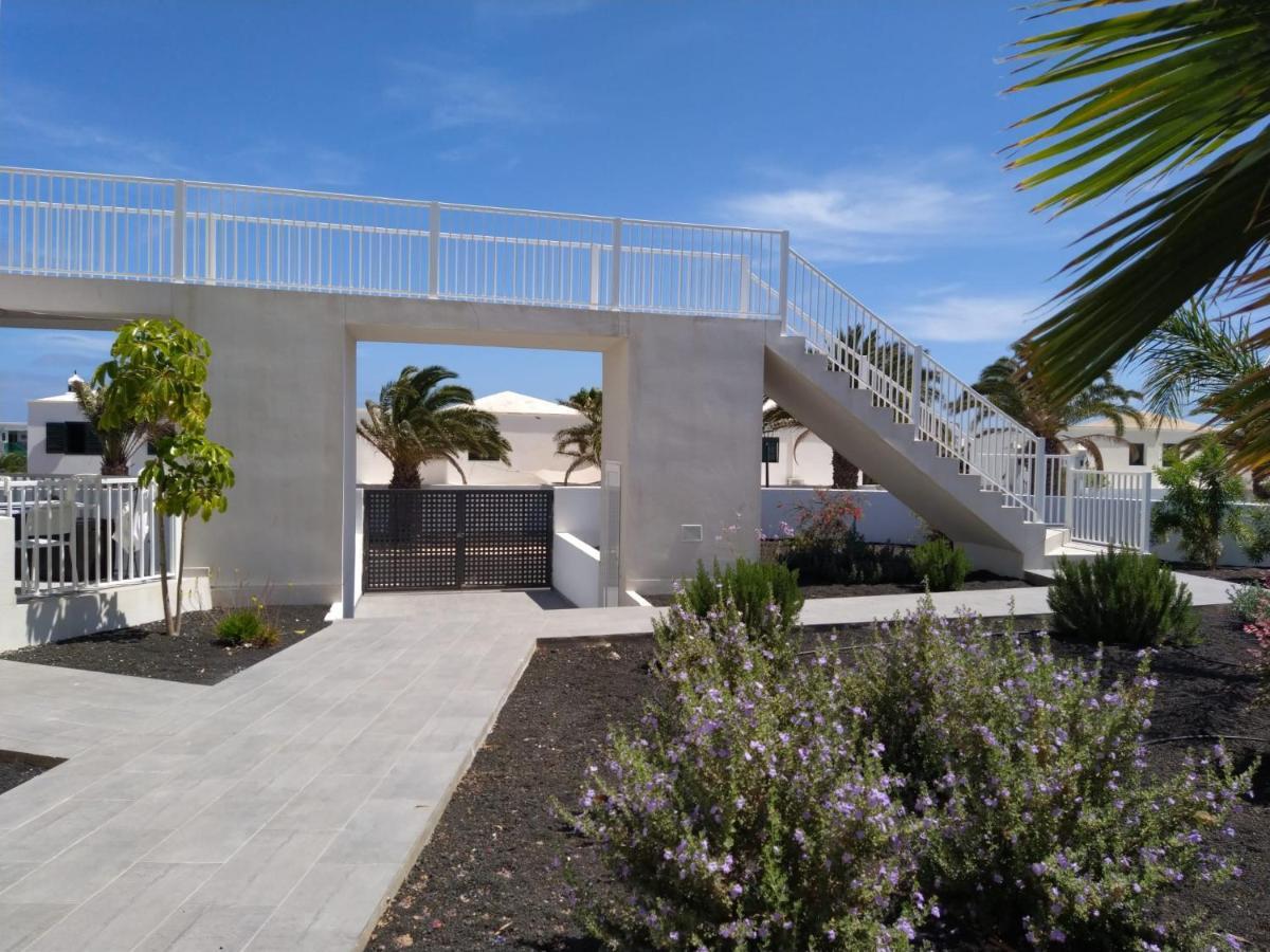 Apartment El Sueno - Great Sea Views - Infinity Pool - Free Wifi- Smart Tv-Residence Senator Costa Teguise Eksteriør billede