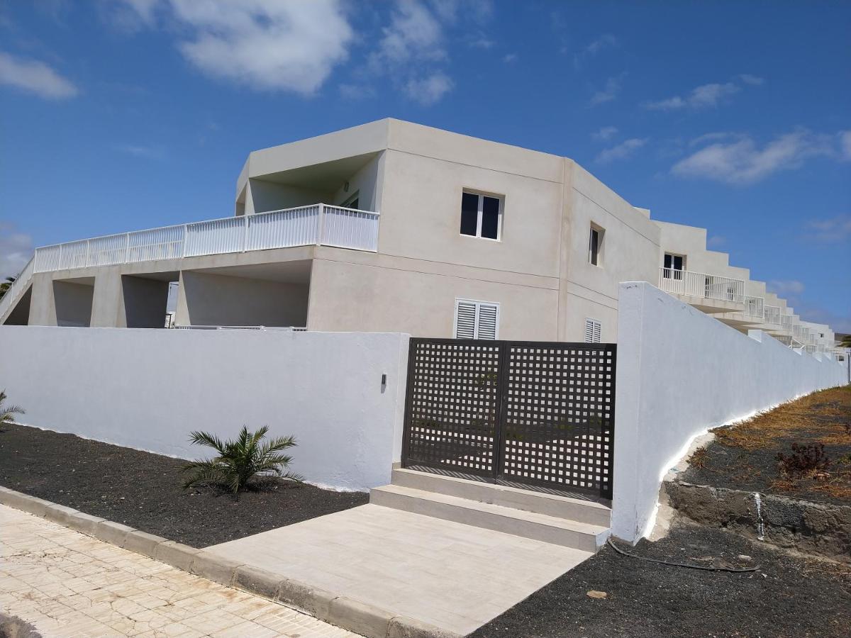 Apartment El Sueno - Great Sea Views - Infinity Pool - Free Wifi- Smart Tv-Residence Senator Costa Teguise Eksteriør billede