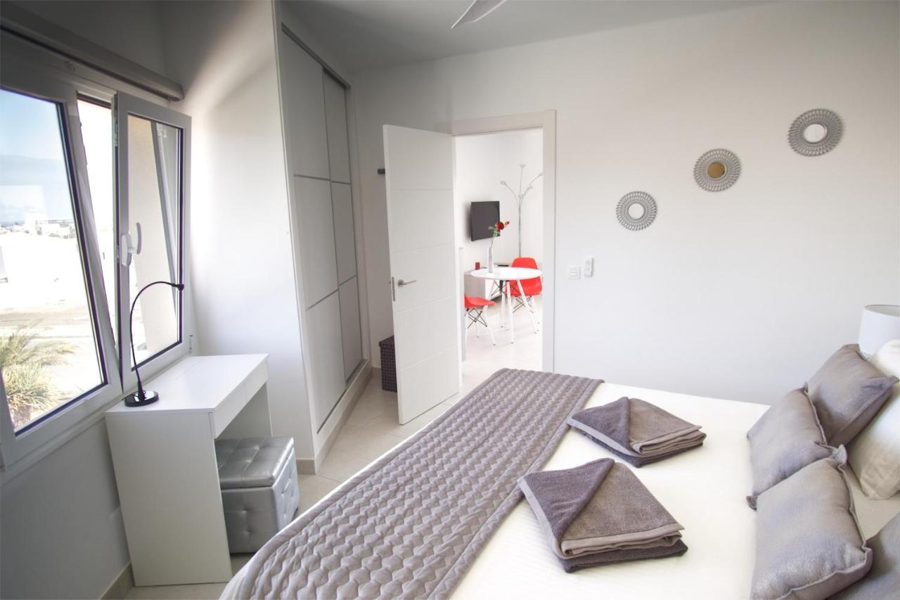 Apartment El Sueno - Great Sea Views - Infinity Pool - Free Wifi- Smart Tv-Residence Senator Costa Teguise Eksteriør billede